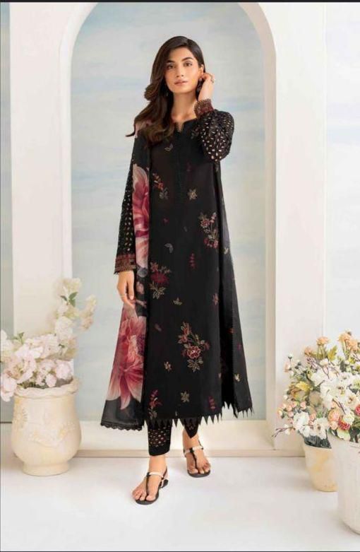 🌿 Iznik Winter Grace Edition – Elegant Embroidered 3PC Suit with Premium Shawl Dupatta & Exclusive Detailing 🌿