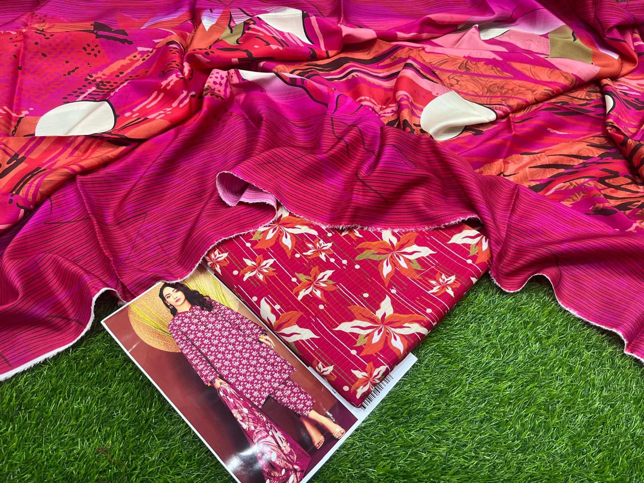 Baroque Winter Collection – Pink Blossom (3PC Viscose Suit)  ✨ Original Baroque Brand | ❄️ Winter Sale – 30% OFF + Free Delivery ❄️