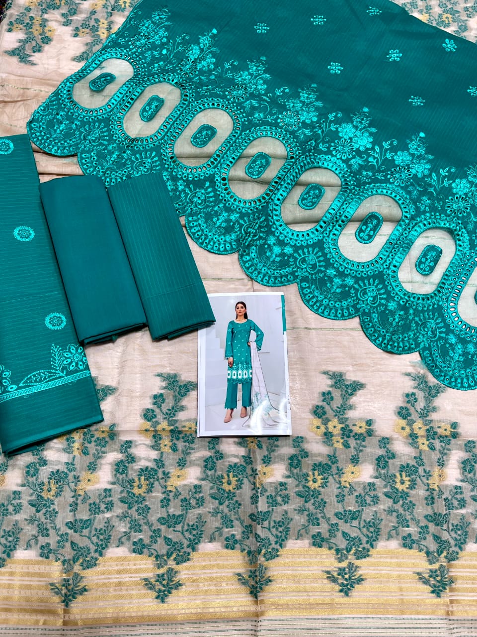 Zoq Sea Green Original Embroidered 3 Piece Suit with Laser Cut Shirt & Brosha Dupatta
